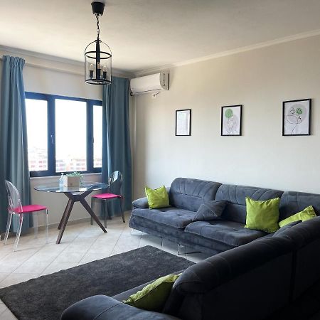 Nostalgic Sea View Apartments Durres Exterior photo