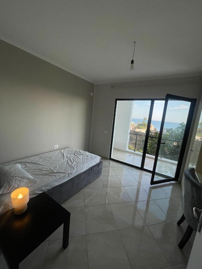 Nostalgic Sea View Apartments Durres Exterior photo